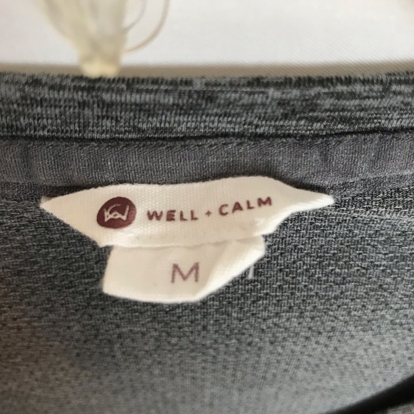 Well + Calm LS Gray  Athleisure Wear Top size Med - Picture 6 of 6